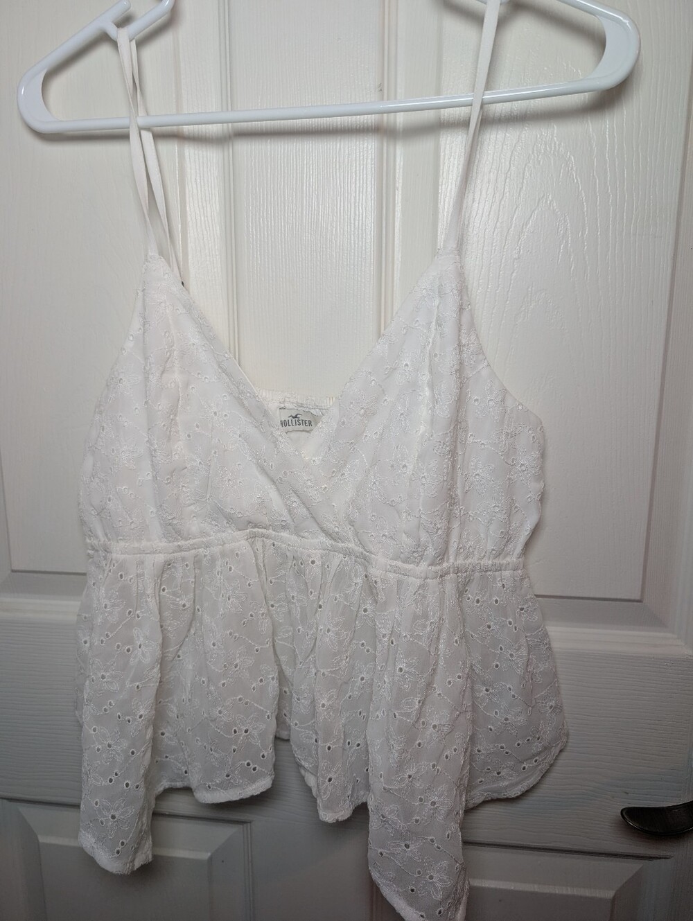 Hollister Tank Top Womens White Eyelet Ruffle Babydoll Cami Summer Dianty NWOT